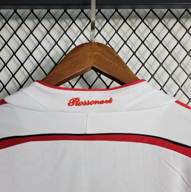Retro AC Milan 2006/07 Away Jersey