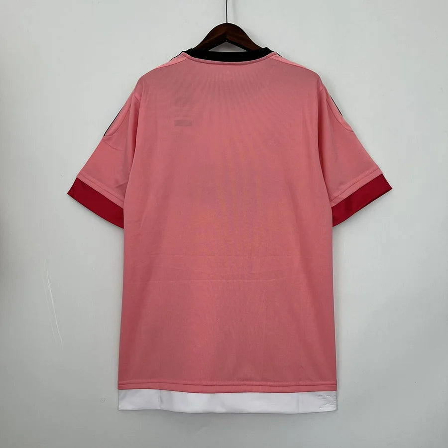 Retro Juventus 2015/16 Away Jersey