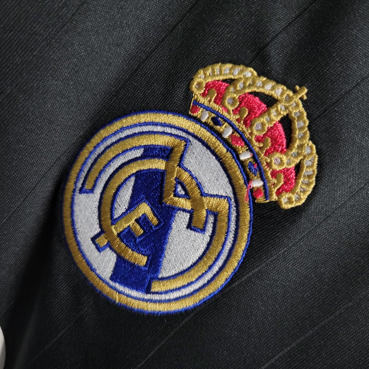Retro Real Madrid 2006/07 Away Jersey