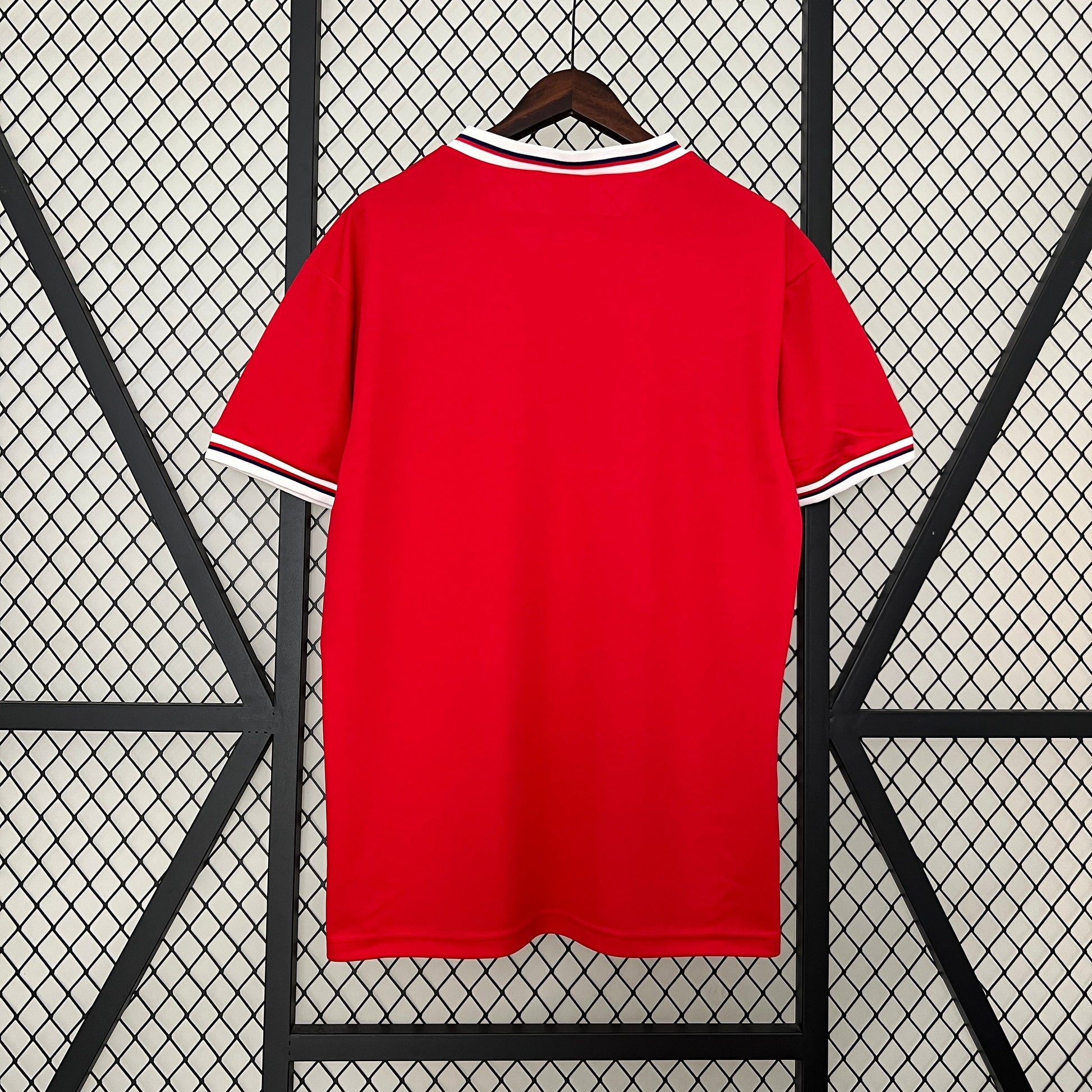 England 1982 Away Retro Jersey - Back