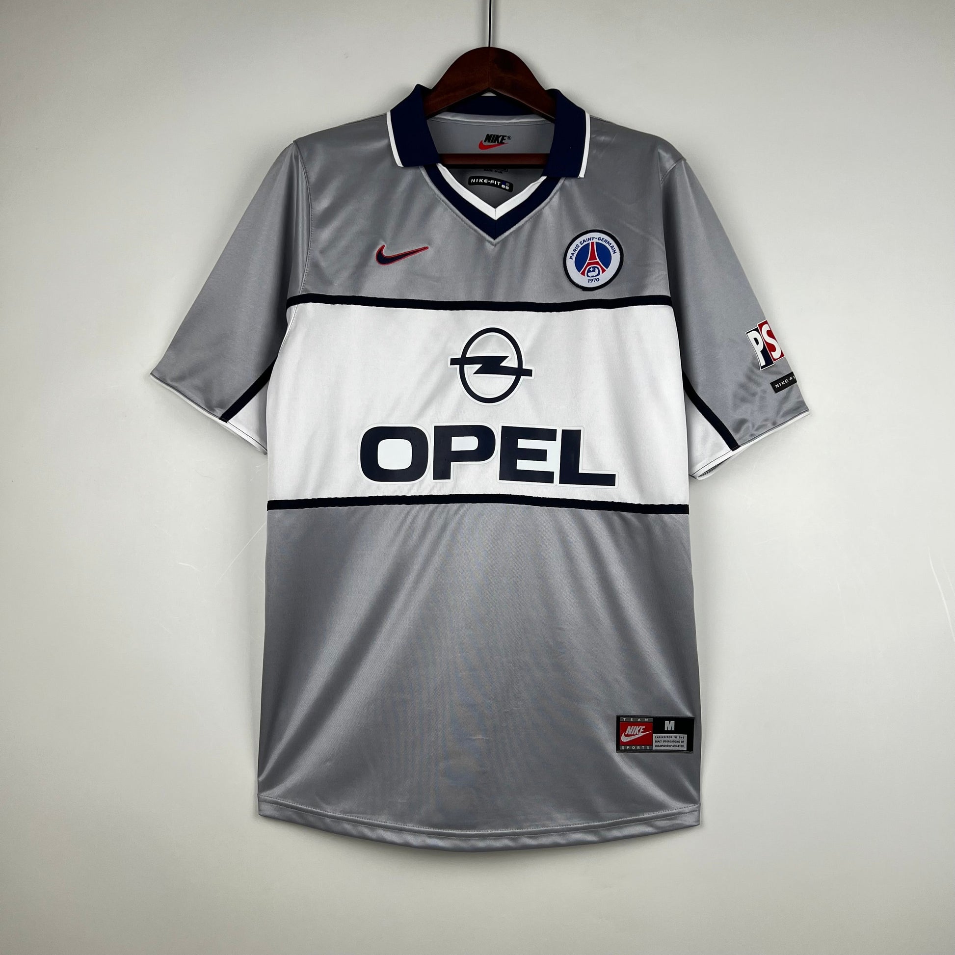 Paris Saint-Germain 1999/2000 Away Retro Jersey - Front