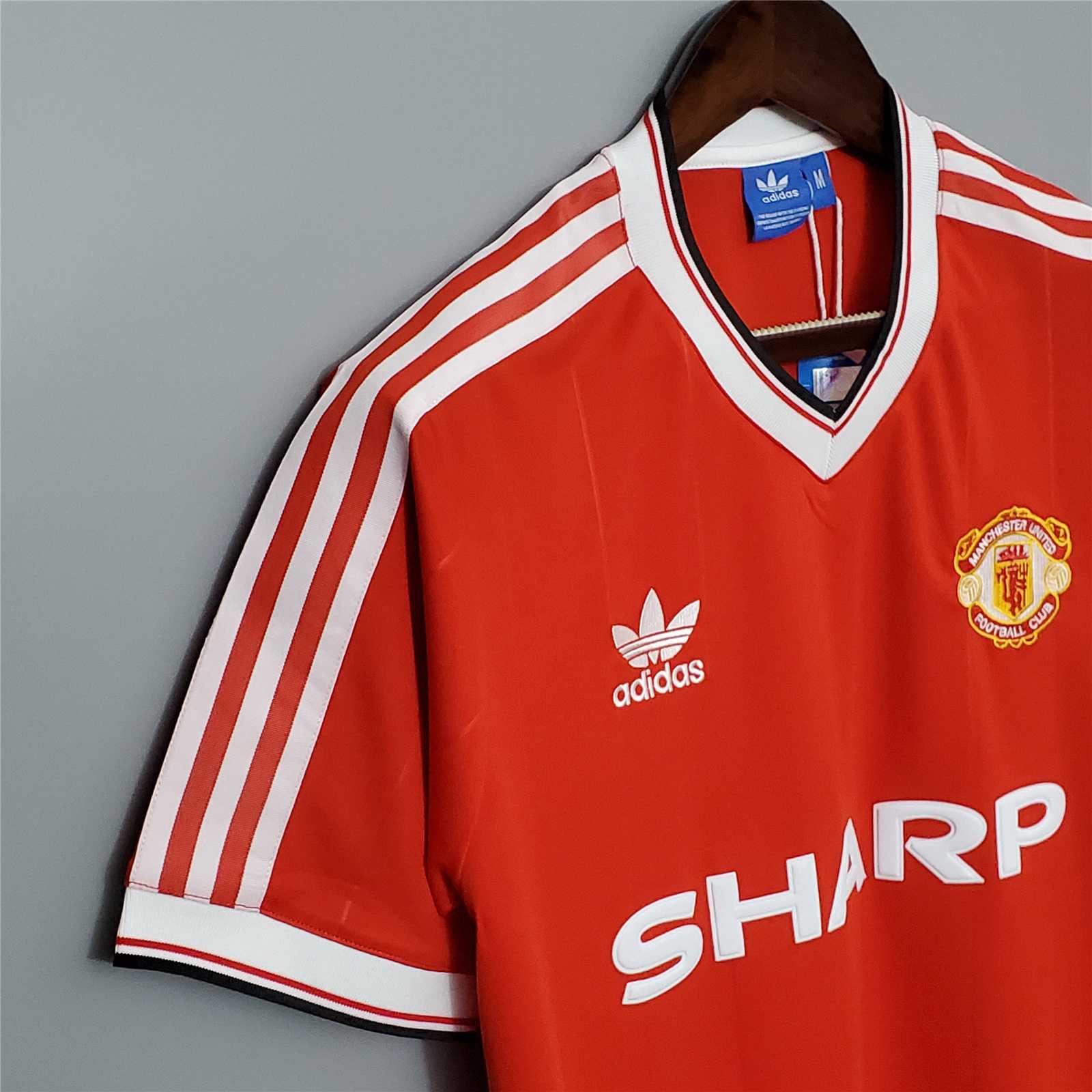 Manchester United 1983/84 Home Retro Jersey - Back