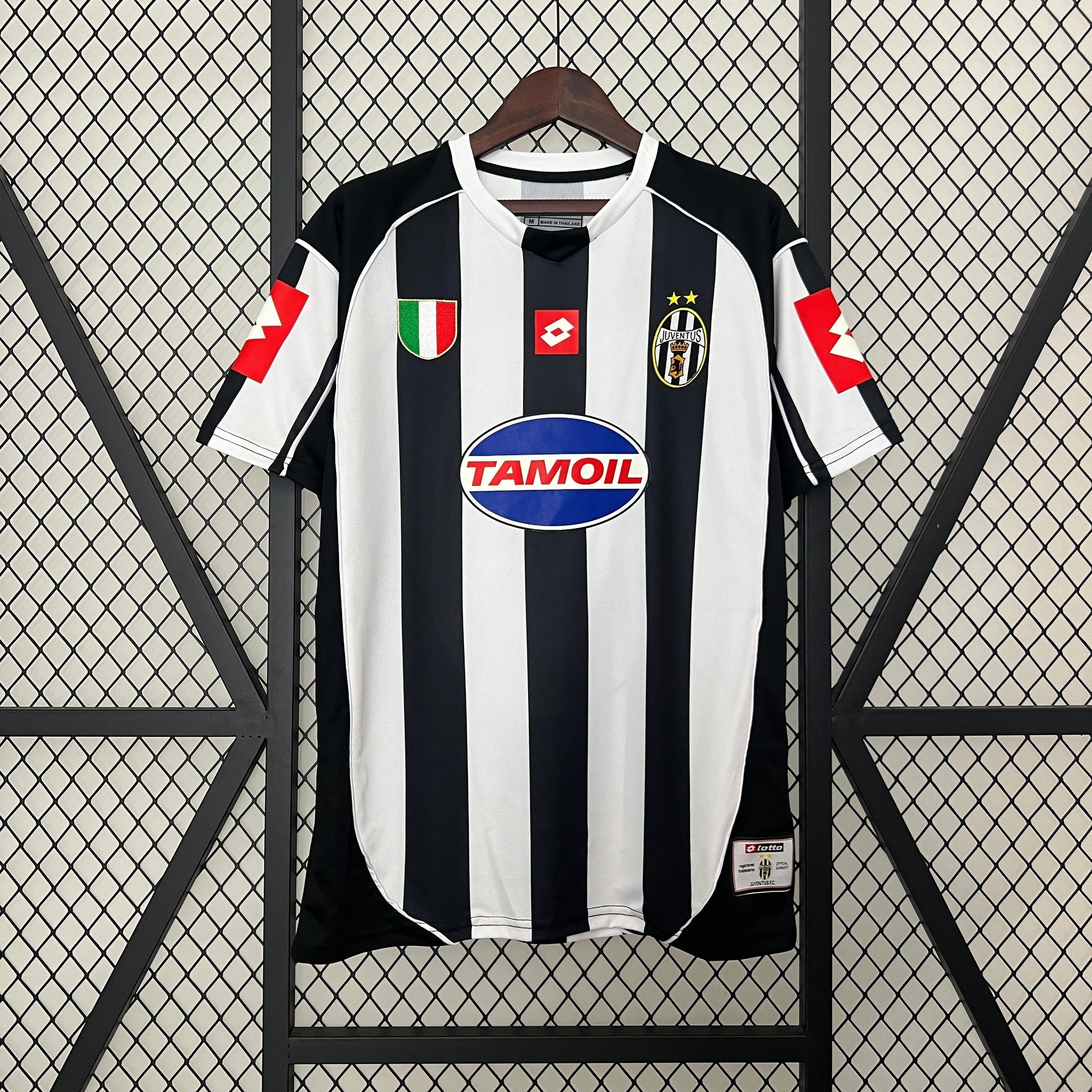Juventus 2002/03 Home Retro Jersey - Front