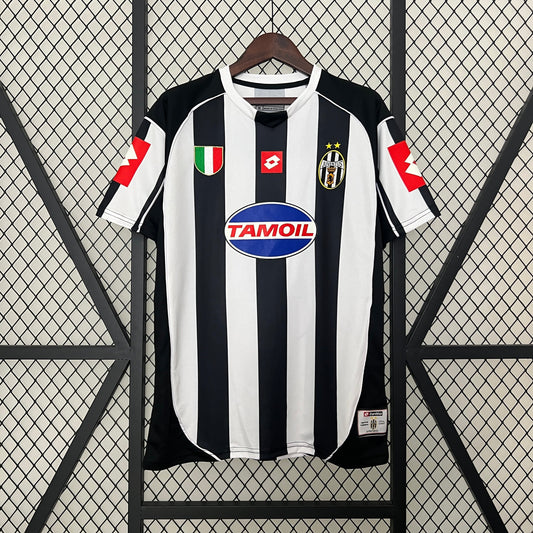 Juventus 2002/03 Home Retro Jersey - Front
