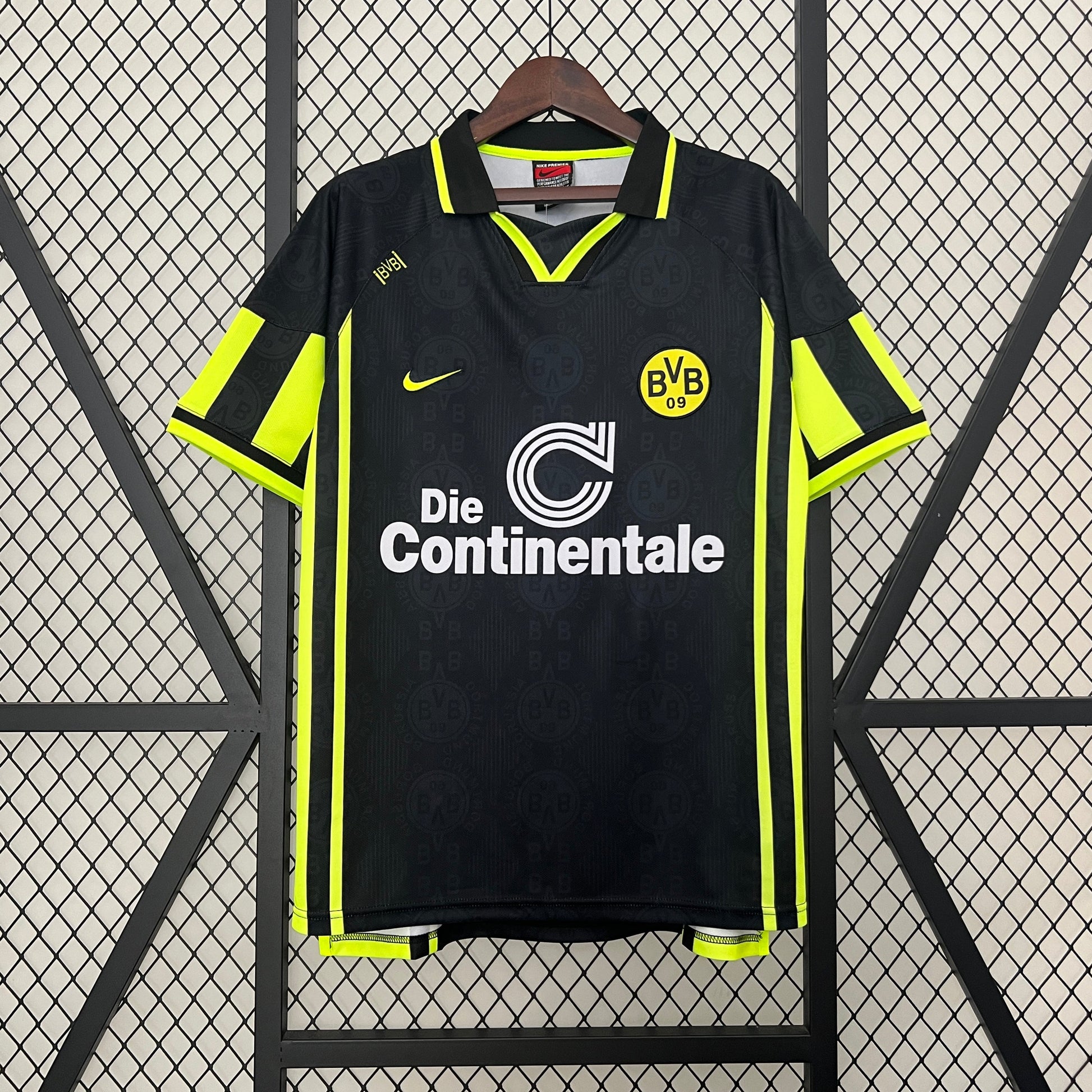 Borussia Dortmund 1996/1997 Away Retro Jersey - Front