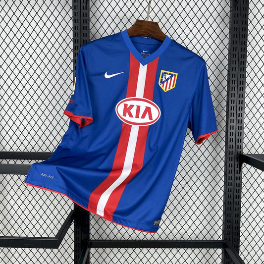 Atletico Madrid 2010/2011 Away Retro Jersey - Front