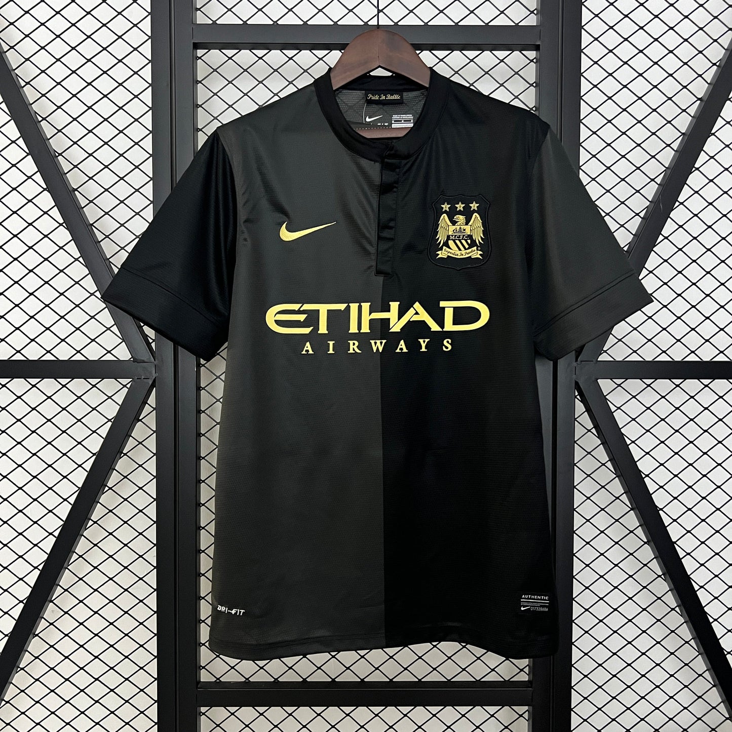 Manchester City 2013/14 Away Retro Jersey - Front
