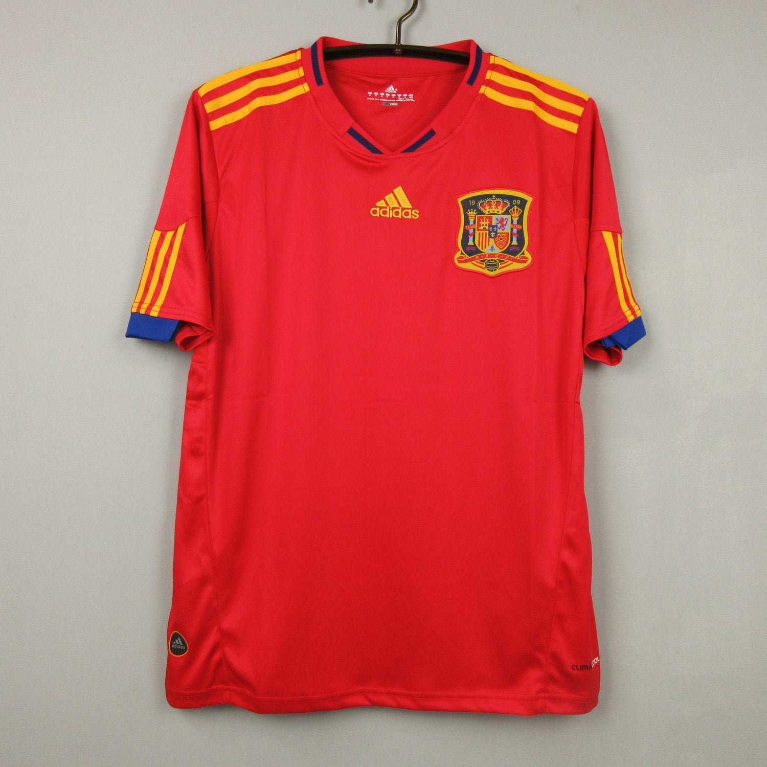 Spain 2010 Home Retro Jersey - Front
