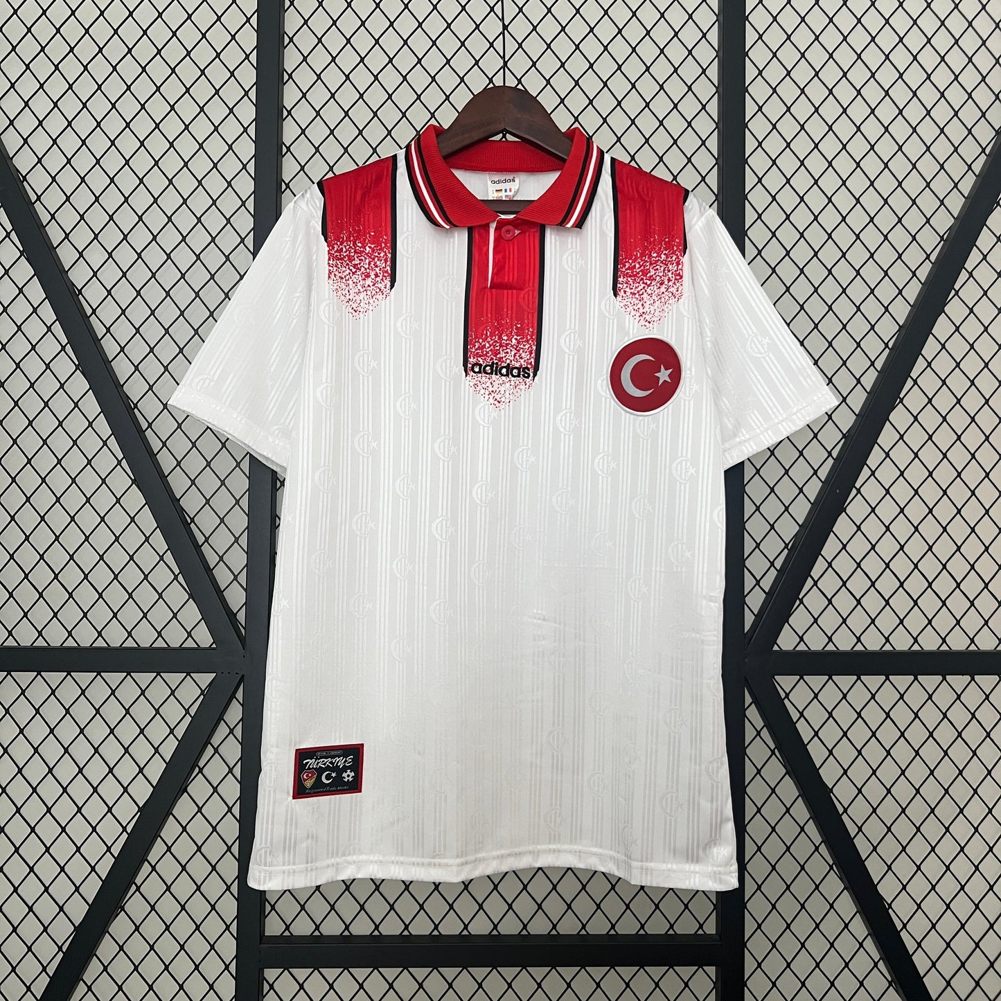 Turkey 1996 Away Retro Jersey - Front