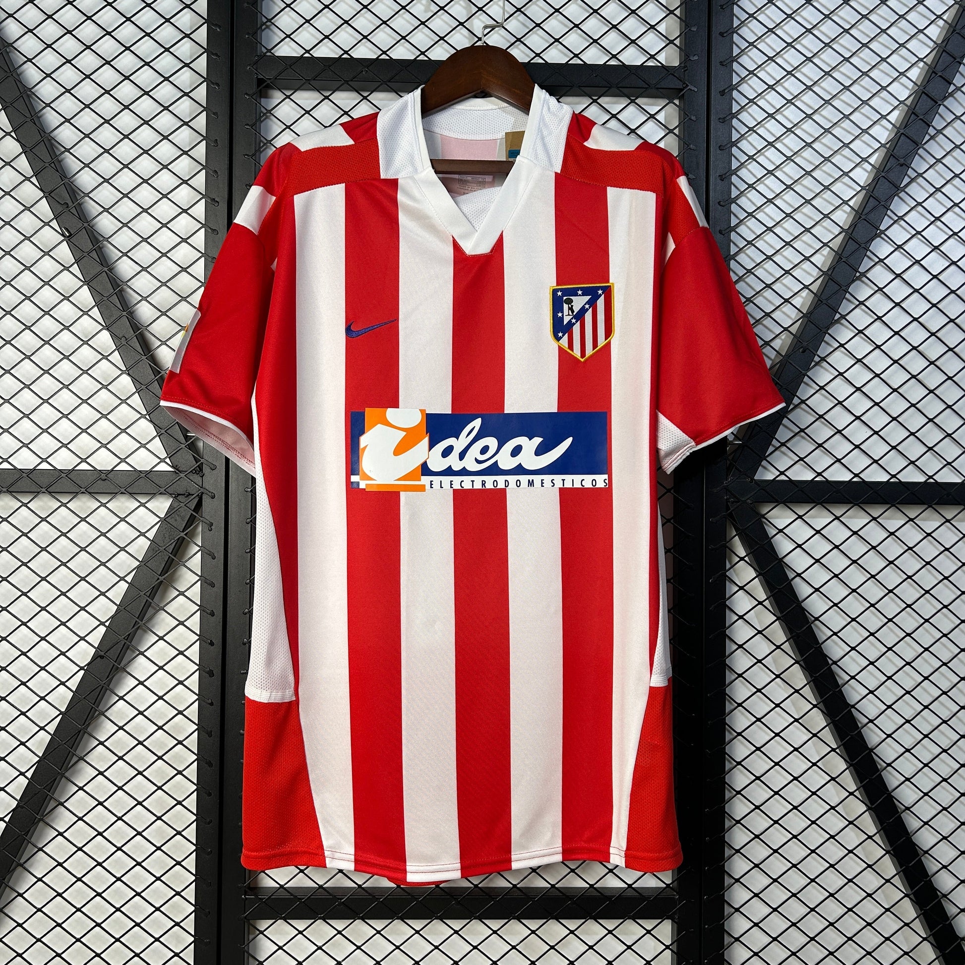 Atletico Madrid 2002/2003 Home Retro Jersey - Front