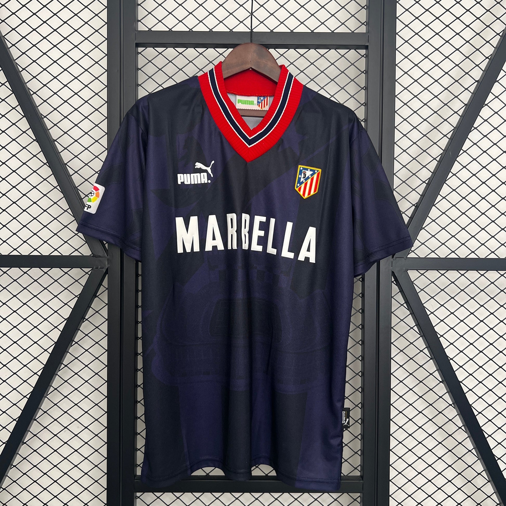 Atletico Madrid 1995/1996 Third Retro Jersey - Front